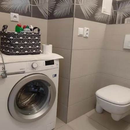 Apartmán Komenského - 6 Min Pešo Na Námestie * Banská Bystrica